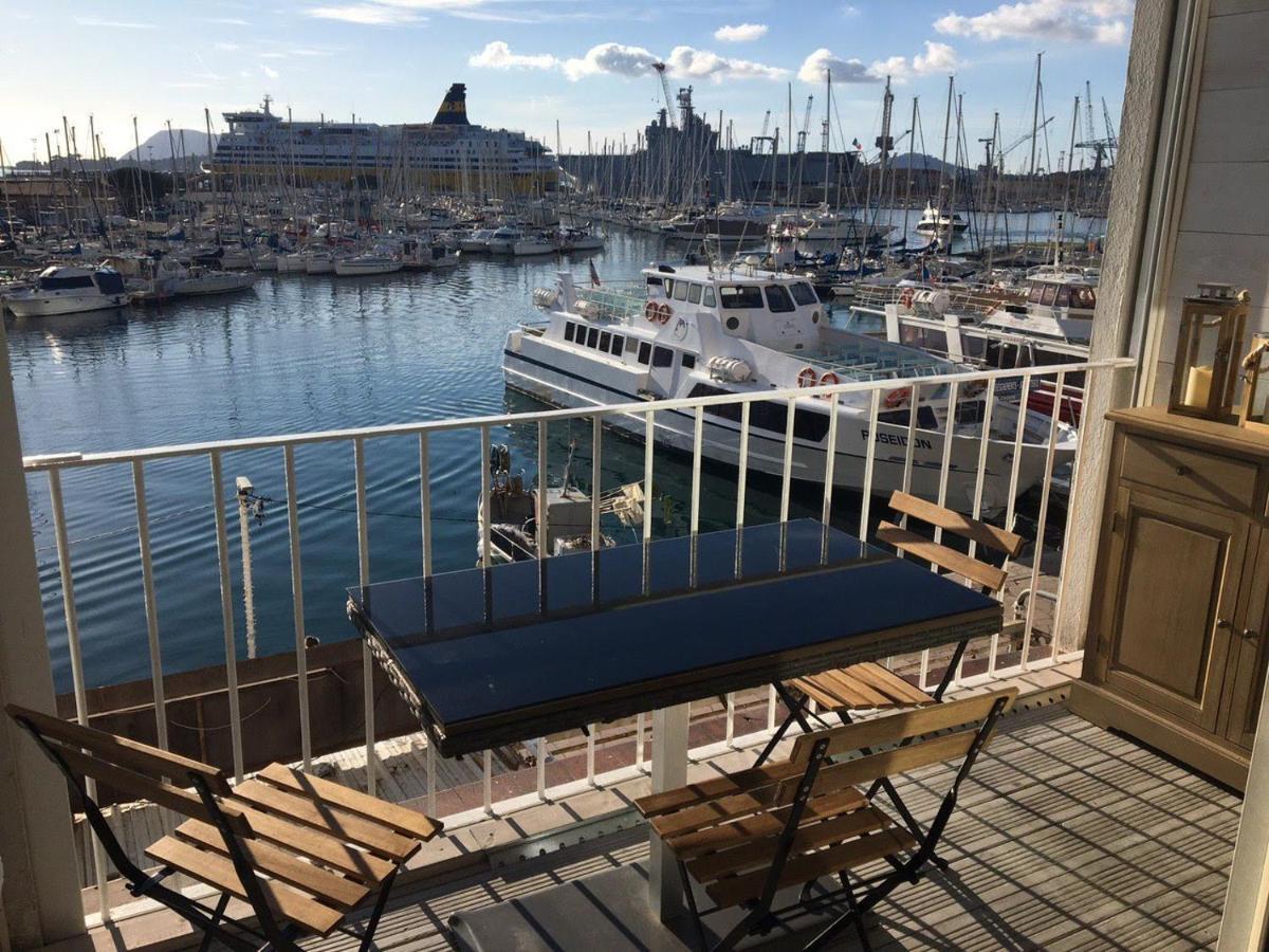 Appartamento Marinca Du Port De Tolone Esterno foto