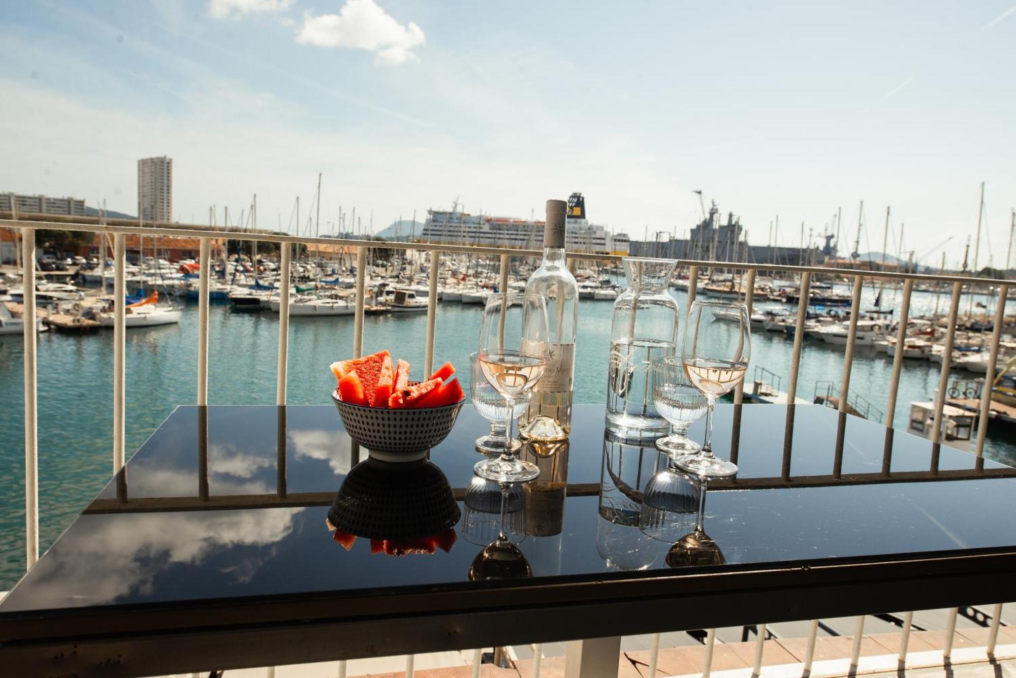 Appartamento Marinca Du Port De Tolone Esterno foto